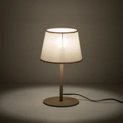 Abat Jour-Selezionato da Mazzolaluce Abatjour lampada da comodino sabbia con paralume per camera da letto moderna