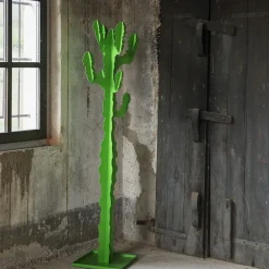 Appendiabiti Da Parete-Selezionato da Mazzolaluce Appendiabiti da terra attaccapanni verde in metallo design moderno