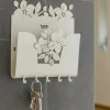 Mobili Ingresso Moderni-Selezionato da Mazzolaluce Appendichiavi da muro moderno avorio