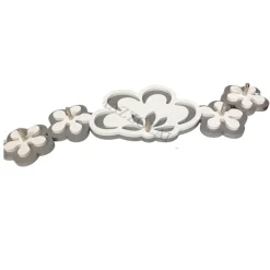 Mobili Ingresso Moderni-Selezionato da Mazzolaluce Appendichiavi da parete particolare magnetico moderno legno colore bianco grigio