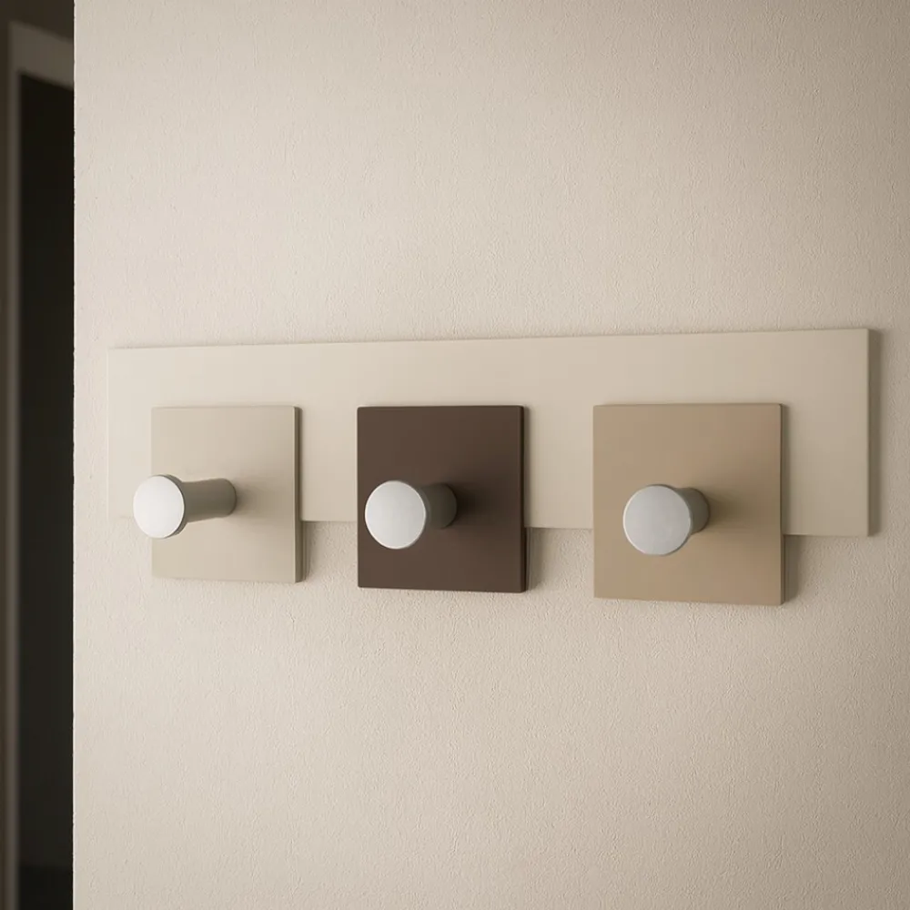 Appendiabiti Da Parete-Selezionato da Mazzolaluce Appendipanni da parete moderno 3 ganci legno cioccolato beige