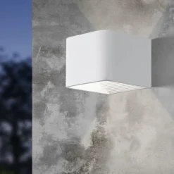 Applique Da Esterno-Selezionato da Mazzolaluce Applique bianca da esterno moderna led 3000k ip55