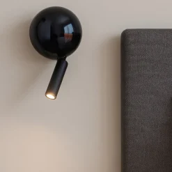 Applique Camera Da Letto-Selezionato da Mazzolaluce Applique comodino per camera da letto nero orientabile moderna