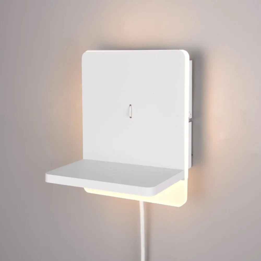 Applique Camera Da Letto-Selezionato da Mazzolaluce Applique da comodino bianco con presa usb base ricarica telefono