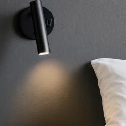 Applique Camera Da Letto-Vivida International Applique da comodino orientabile nera led 2w 3000k 4000k vivida betu
