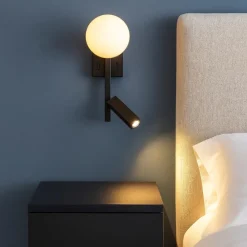 Applique Camera Da Letto-Selezionato da Mazzolaluce Applique da comodino orientabile nero per camera da letto moderna