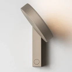 Applique Camera Da Letto-Vivida International Applique da comodino vivida noxs sabbia orientabile led cct dimmerabile presa usb