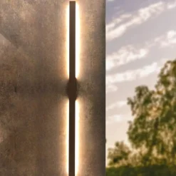 Applique Da Esterno-Selezionato da Mazzolaluce Applique da esterno bacchetta moderna marrone corten led 20w 3000k