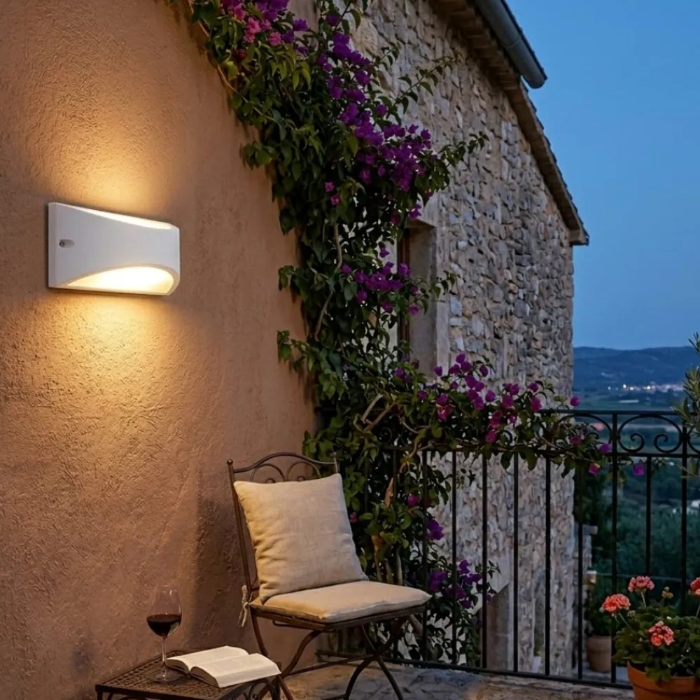 Applique Da Esterno-Selezionato da Mazzolaluce Applique da esterno balcone bianca led 4000k ip65