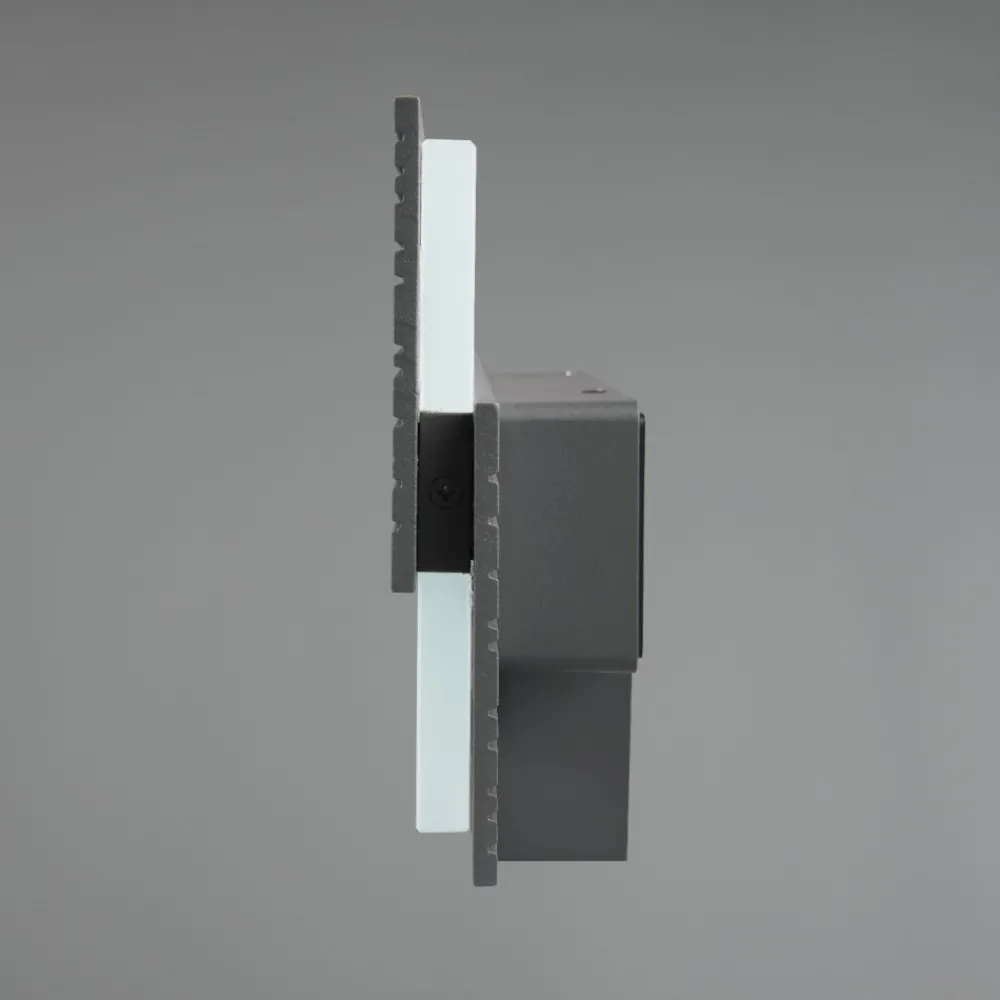 Applique Da Esterno-Selezionato da Mazzolaluce Applique da esterno con sensore movimento antracite led 10w 3000k