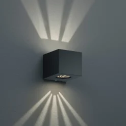 Applique Da Esterno-Selezionato da Mazzolaluce Applique da esterno cubo nero 4w 3000k fasci di luce regolabili