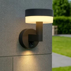 Applique Da Esterno-Selezionato da Mazzolaluce Applique da esterno led 8w con sensore di movimento anti corrosione
