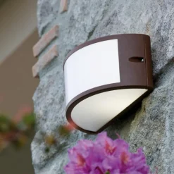 Applique Da Esterno-Selezionato da Mazzolaluce Applique da esterno moderno curvo marrone corten