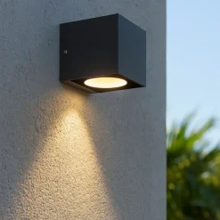 Applique Da Esterno-Selezionato da Mazzolaluce Applique da esterno monoemissione cubo grafite led 6w 3000k ip54