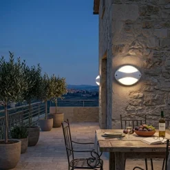Applique Da Esterno-Selezionato da Mazzolaluce Applique da esterno ovale bianca moderna led 3000k ip65