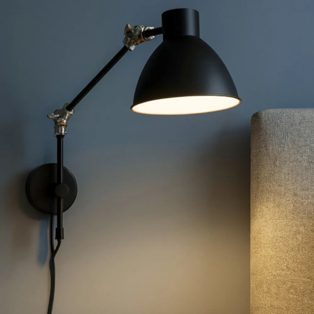 Applique Camera Da Letto-Selezionato da Mazzolaluce Applique lampada estensibile per camera da letto nero