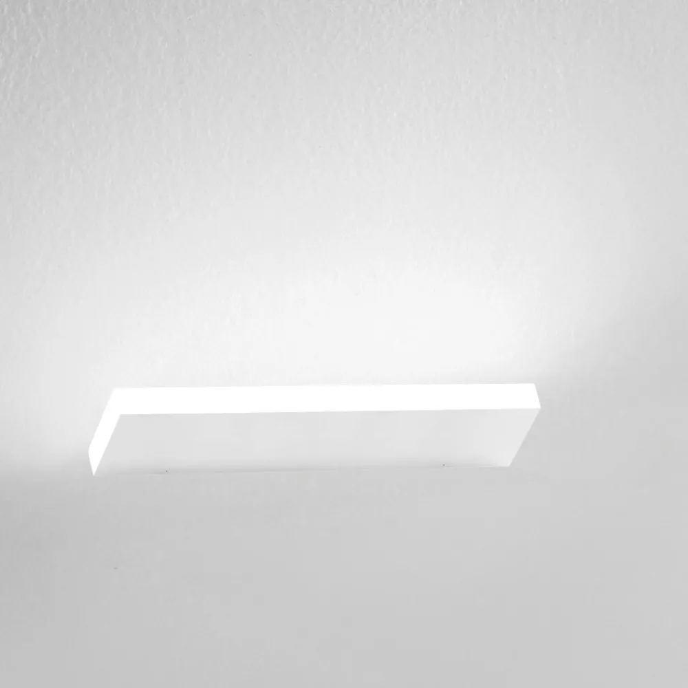 Applique Da Parete-Linea Light Applique led 3000k regolo bianca mono emissione