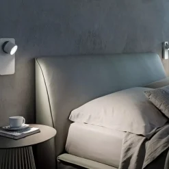 Applique Camera Da Letto-Linea Light Applique beebo w bianco led 5w 3000k per camera da letto con interruttore