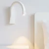 Applique Camera Da Letto-Linea Light Applique snake w3 con interruttore squadrato bianco