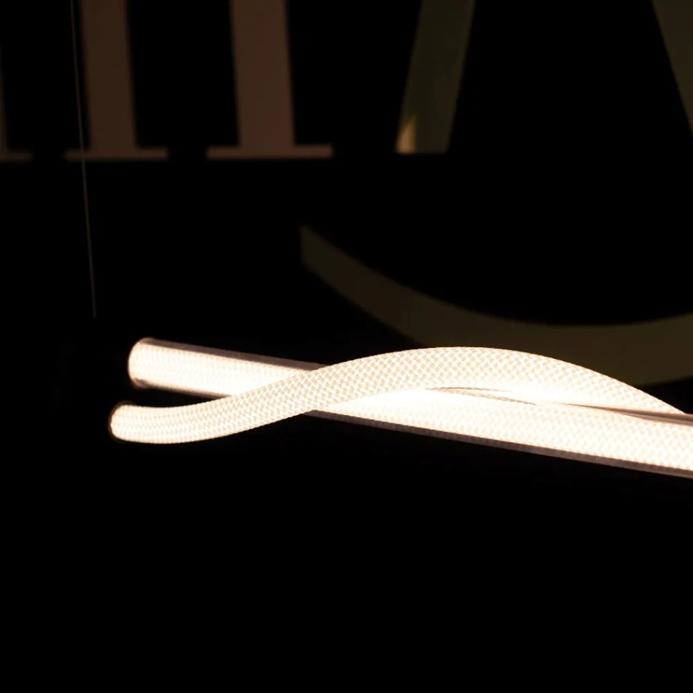 Applique Da Parete-Selezionato da Mazzolaluce Applique nera lampada da parete tubo silicone led design moderna
