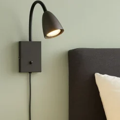 Applique Camera Da Letto-Selezionato da Mazzolaluce Applique per comodino cameretta ragazzo nero opaco luce orientabile