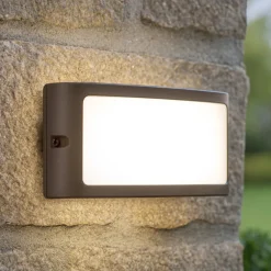 Applique Da Esterno-Selezionato da Mazzolaluce Applique per esterno marrone led 10w 3000k moderno ip54