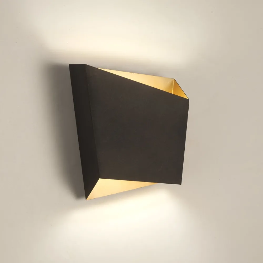 Applique Da Parete-Selezionato da Mazzolaluce Applique per parete nero interno oro design moderna