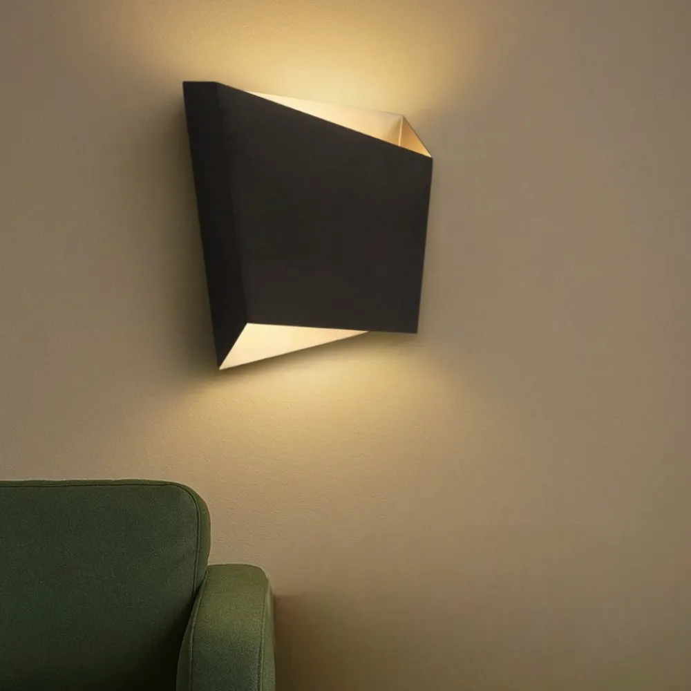 Applique Da Parete-Selezionato da Mazzolaluce Applique per parete nero interno oro design moderna
