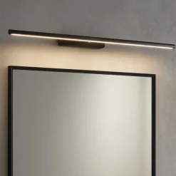 Applique Da Bagno-Linea Light Applique per specchio da bagno led nera orientabile straight
