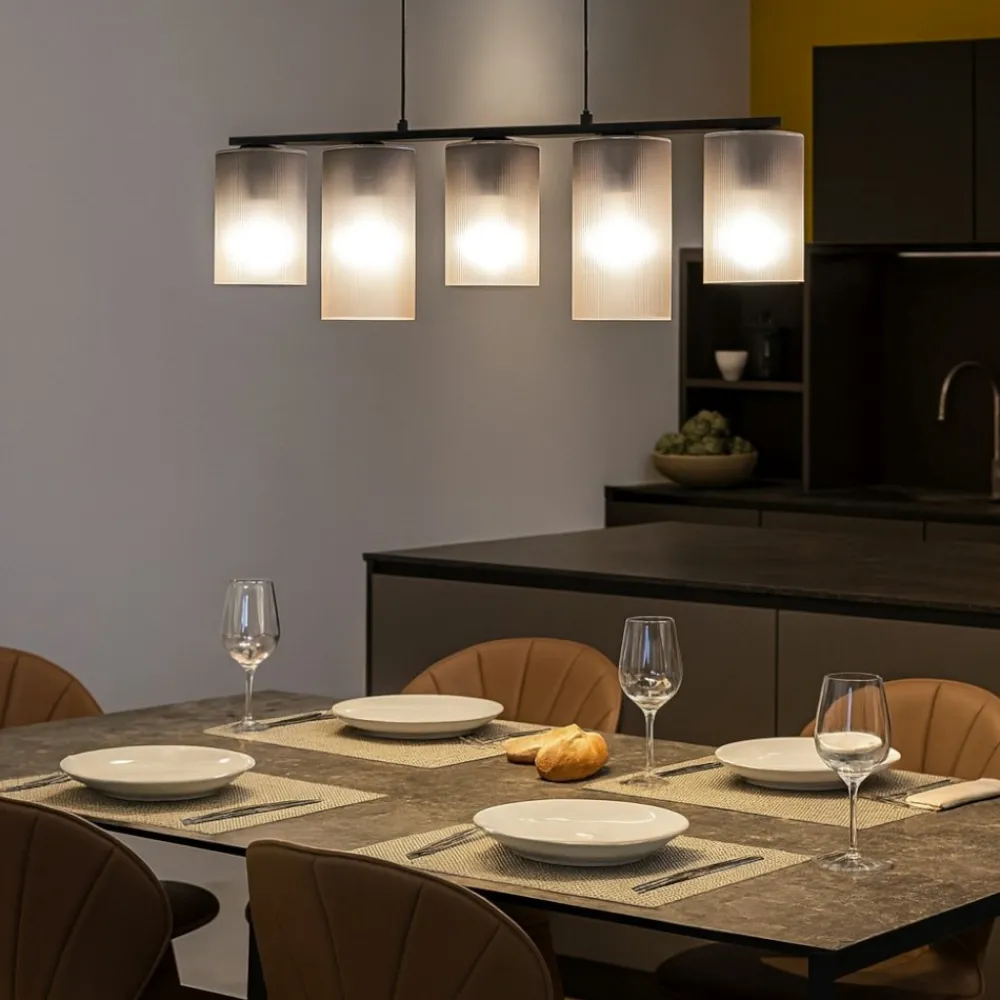 Lampadari Cucina-Eglo Colomera lampadario da cucina con portalampada in vetro opaco