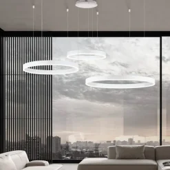 Lampadari Moderni-Selezionato da Mazzolaluce Composizione 3 lampadari cerchi bianchi led 3000k dimmerabile