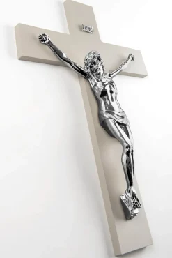 Crocifissi Da Parete-Selezionato da Mazzolaluce Crocifisso classico da parete 34x24 colore nocciola cristo argento