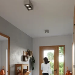Faretti Da Soffitto-Selezionato da Mazzolaluce Faretto cubo da soffitto in cemento quadrata