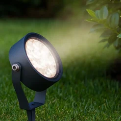Faretti Da Esterno-Selezionato da Mazzolaluce Faretto da esterno con picchetto grafite led 9w 4000k ip65