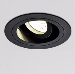 Faretti Da Incasso-Selezionato da Mazzolaluce Faretto da incasso a soffitto nero rotondo orientabile fp