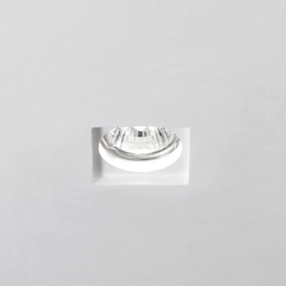 Faretti Da Incasso-Selezionato da Mazzolaluce Faretto da incasso a soffitto quadrato di gesso gu10 220v