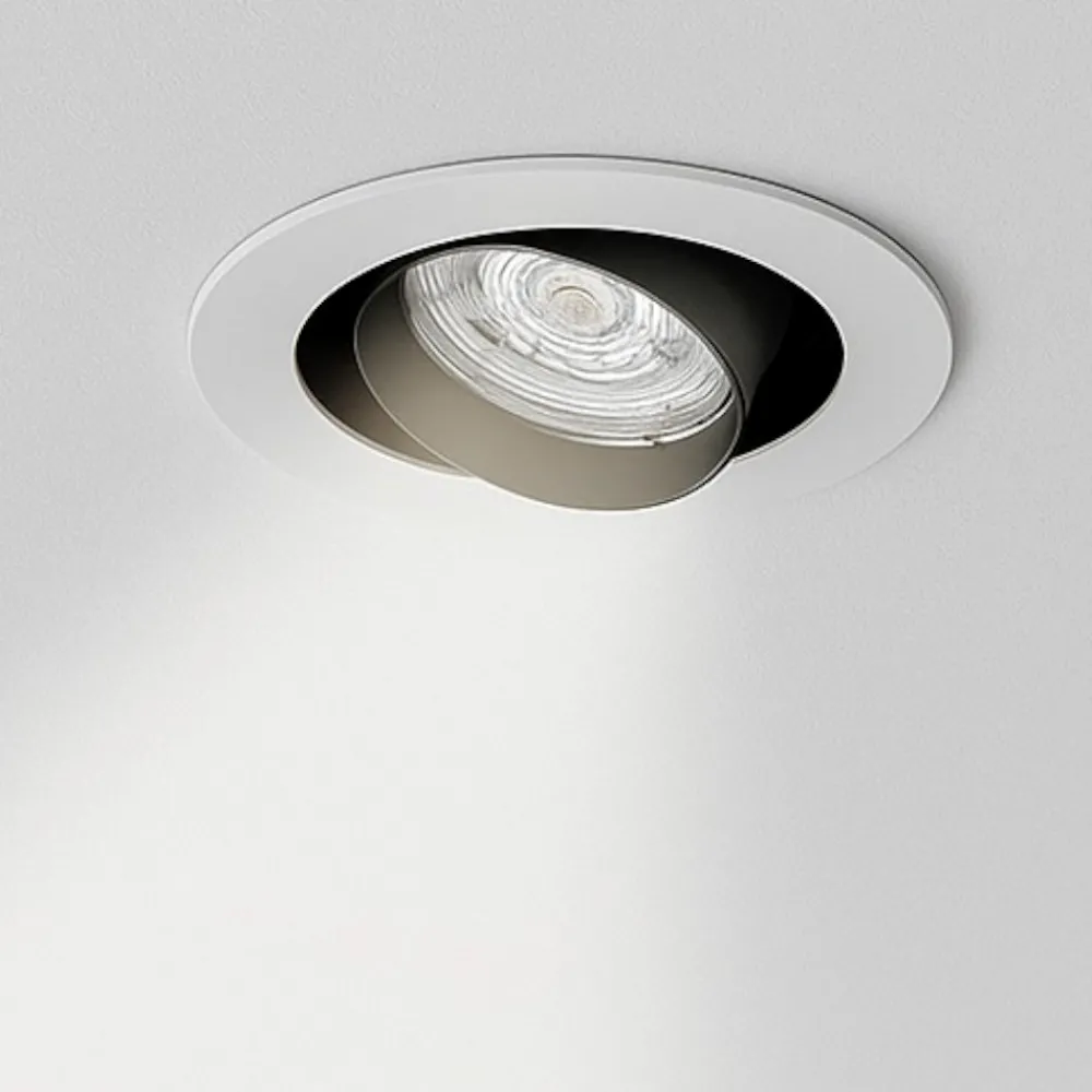 Faretti Da Incasso-Selezionato da Mazzolaluce Faretto da incasso a soffitto rotondo bianco orientabile