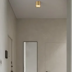 Faretti Da Soffitto-Selezionato da Mazzolaluce Faretto led 10w 3000k da soffitto cilindro oro