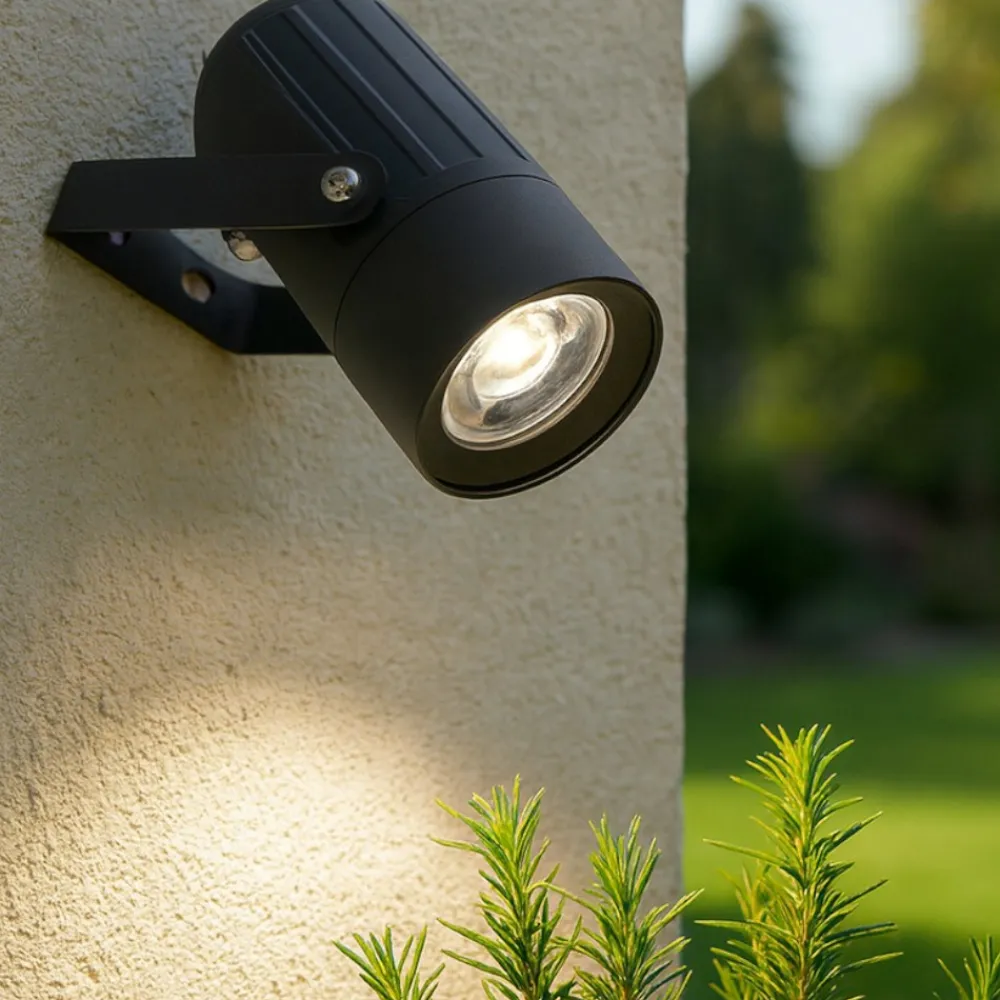 Faretti Da Esterno-Selezionato da Mazzolaluce Faretto nero da esterno luce orientabile led 12w 4000k