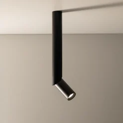 Faretti Da Soffitto-Selezionato da Mazzolaluce Faretto nero lungo cilindro orientabile da soffitto gu10
