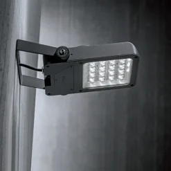 Faretti Da Esterno-Selezionato da Mazzolaluce Faro proiettore da esterno led 35w 3000k ip67 ottica 150 x 80 grigio