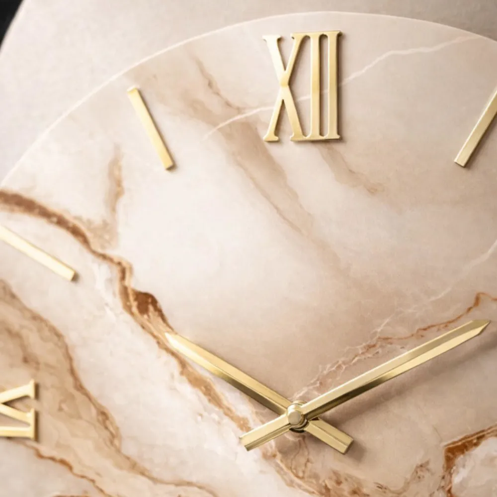 Orologi Da Parete Moderni-Selezionato da Mazzolaluce Grande orologio 80cm effetto marmo rotondo numeri romani dettagli foglia oro