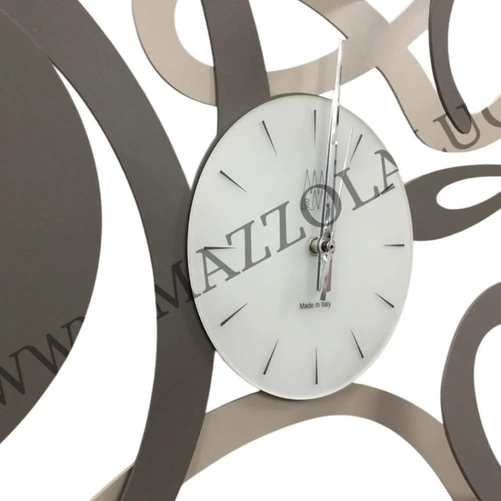 Orologi Da Parete Moderni-Selezionato da Mazzolaluce Grande orologio da parete design moderno fango nocciola