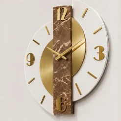 Orologi Da Parete Moderni-Selezionato da Mazzolaluce Grande orologio da parete moderno effetto marmorizzato dettagli foglia oro