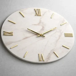 Orologi Da Parete Moderni-Selezionato da Mazzolaluce Grande orologio da parete rotondo design particolare numeri oro