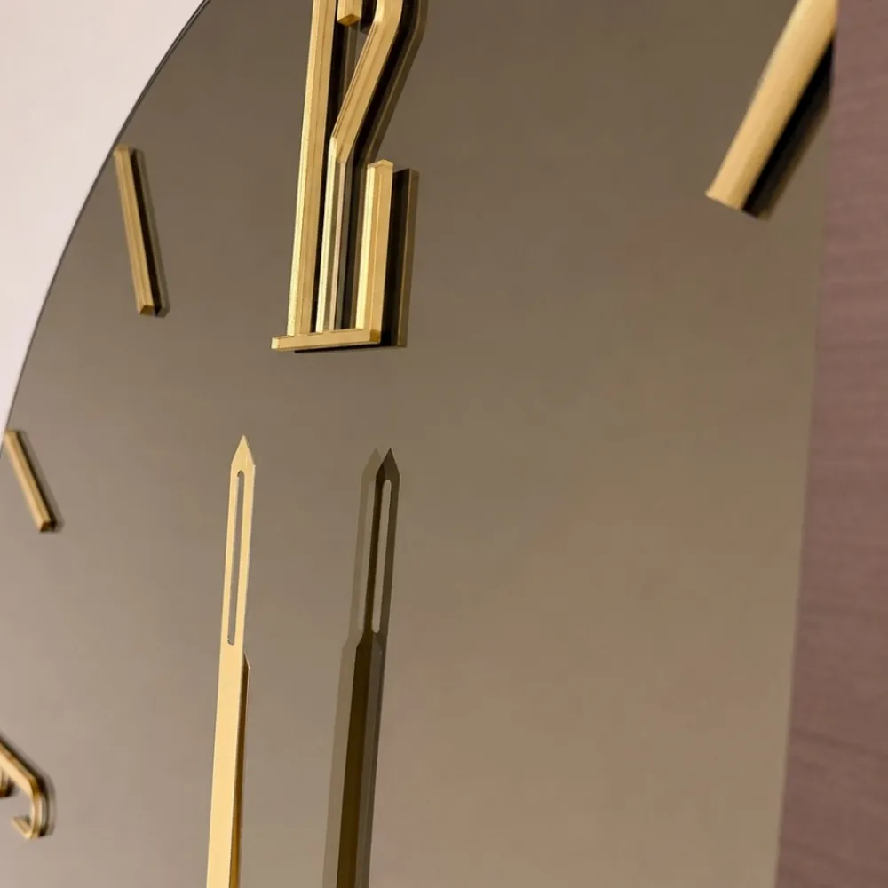 Orologi Da Parete Moderni-Selezionato da Mazzolaluce Grande orologio mantra 80cm vetro bronzo da parete design moderno