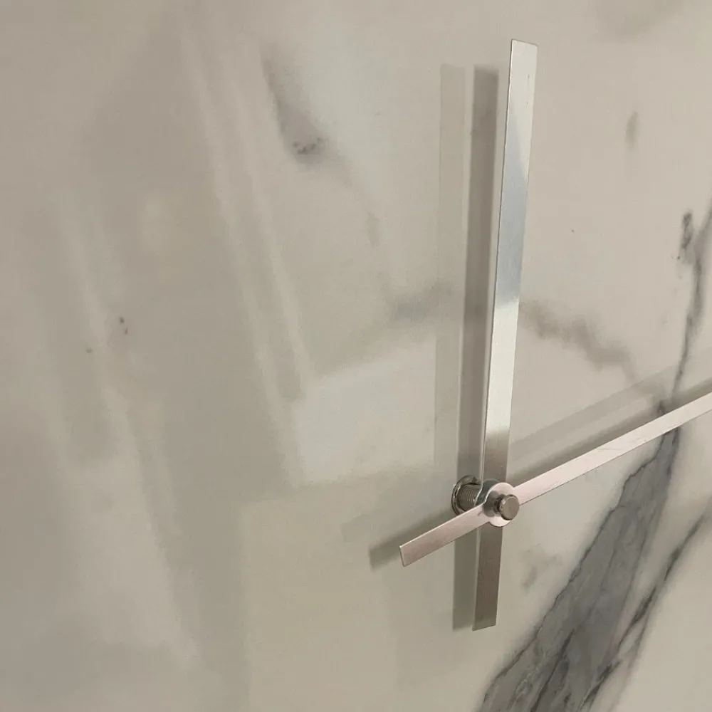 Orologi Da Parete Moderni-Selezionato da Mazzolaluce Grande orologio quadrato da muro specchio fume' marmo lamintato 100x110cm