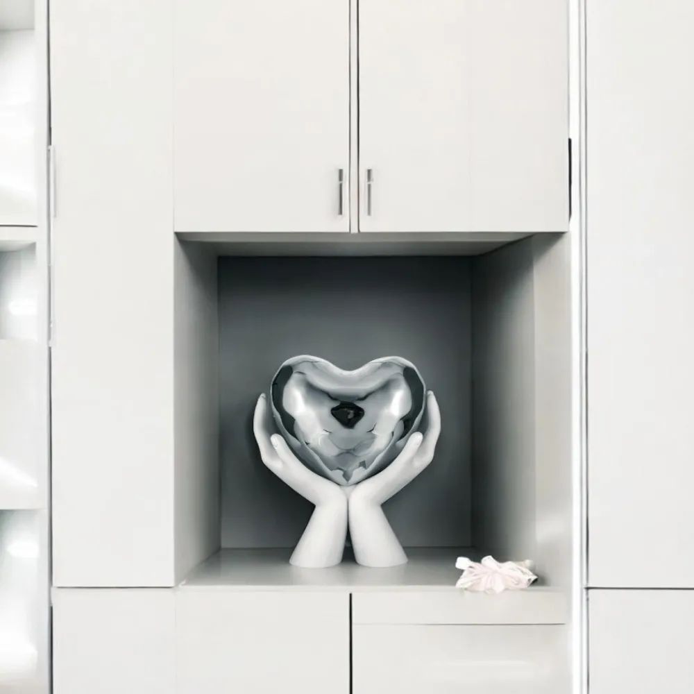 Soprammobili Moderni-Bongelli Preziosi Grande scultura mani cuore argento h31