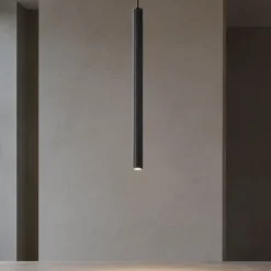 Lampade A Sospensione-Selezionato da Mazzolaluce Lampada a sospensione cilindro nero 50 cm rigato per isola cucina