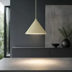 Lampade A Sospensione-Selezionato da Mazzolaluce Lampada a sospensione cono 21 cm verde di metallo
